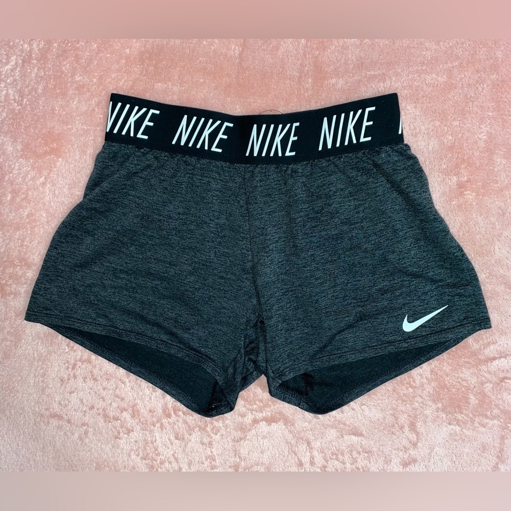 Nike Girls DriFit Shorts, size L, Gently Used
